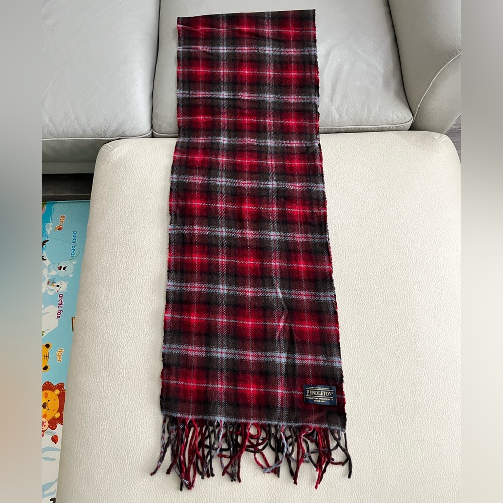 NWOT - Pendleton Merino Wool Scarf - Made in USA